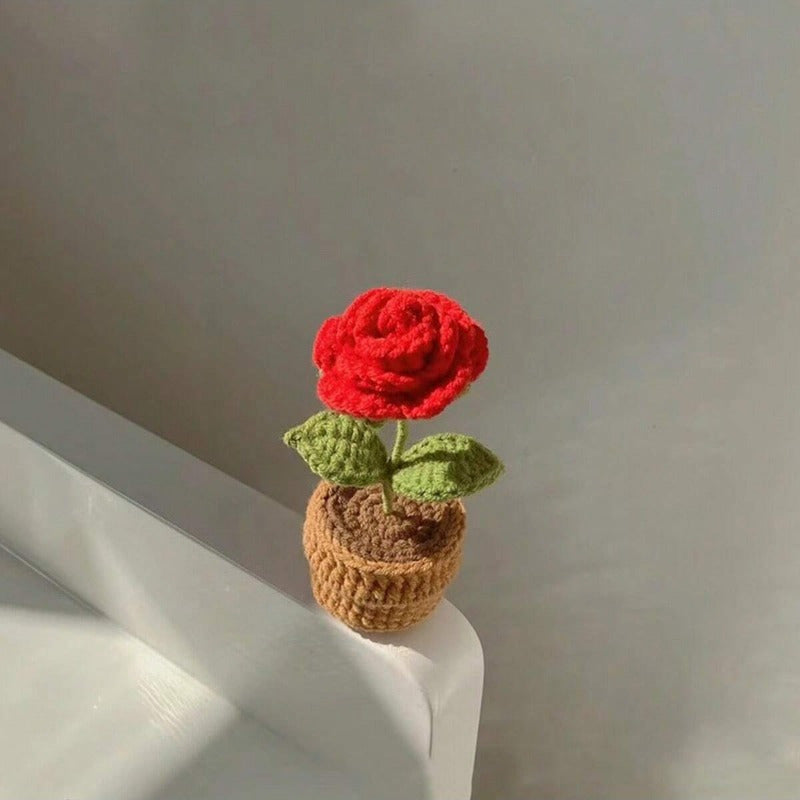 1pc Romantic Handmade Crochet Rose in Heart-Shaped Pot - Ideal for Mother's Day/Valentine's, Charming Red Knitted Flower with Woven Basket, Perfect for Home Decor & Gifting, Special Occasion Gift|Romantic Decor Item|Artisanal