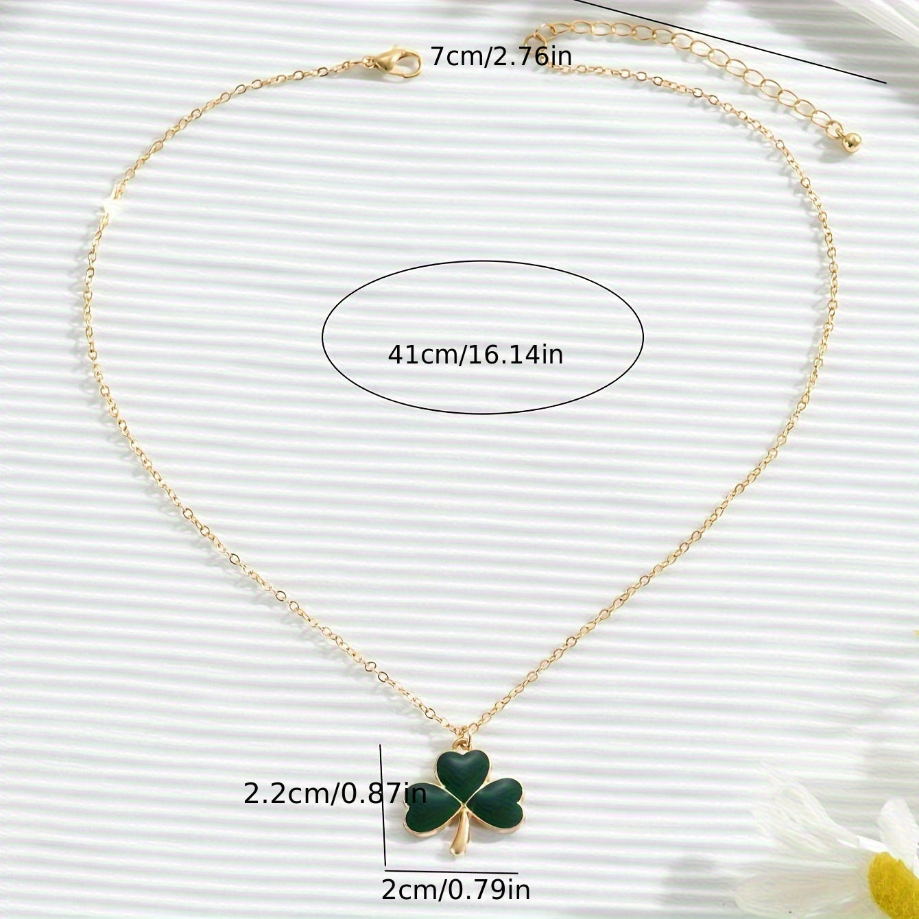 Green Three Leaf Clover Pendant Necklace Stylish Thin Chain Clavicle Necklace Retro Elegant Style St. Patrick's Day Earrings For Women